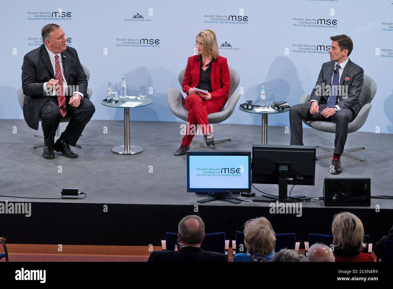US-Außenminister Michael R. Pompeo hält am 15. Februar 2020 bei der Münchner Sicherheitskonferenz in München eine Rede Stockfoto