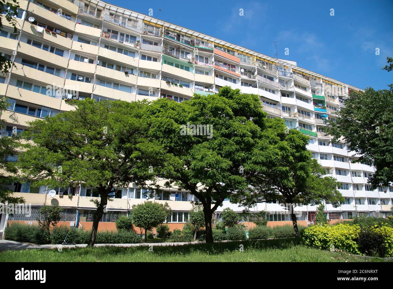 Kommunist Ära Wohnung gewellte Form Gebäude falowiec in Danzig Przymorze, Polen. 17. Juni 2020 © Wojciech Strozyk / Alamy Stock Photo *** Ortsbild Stockfoto