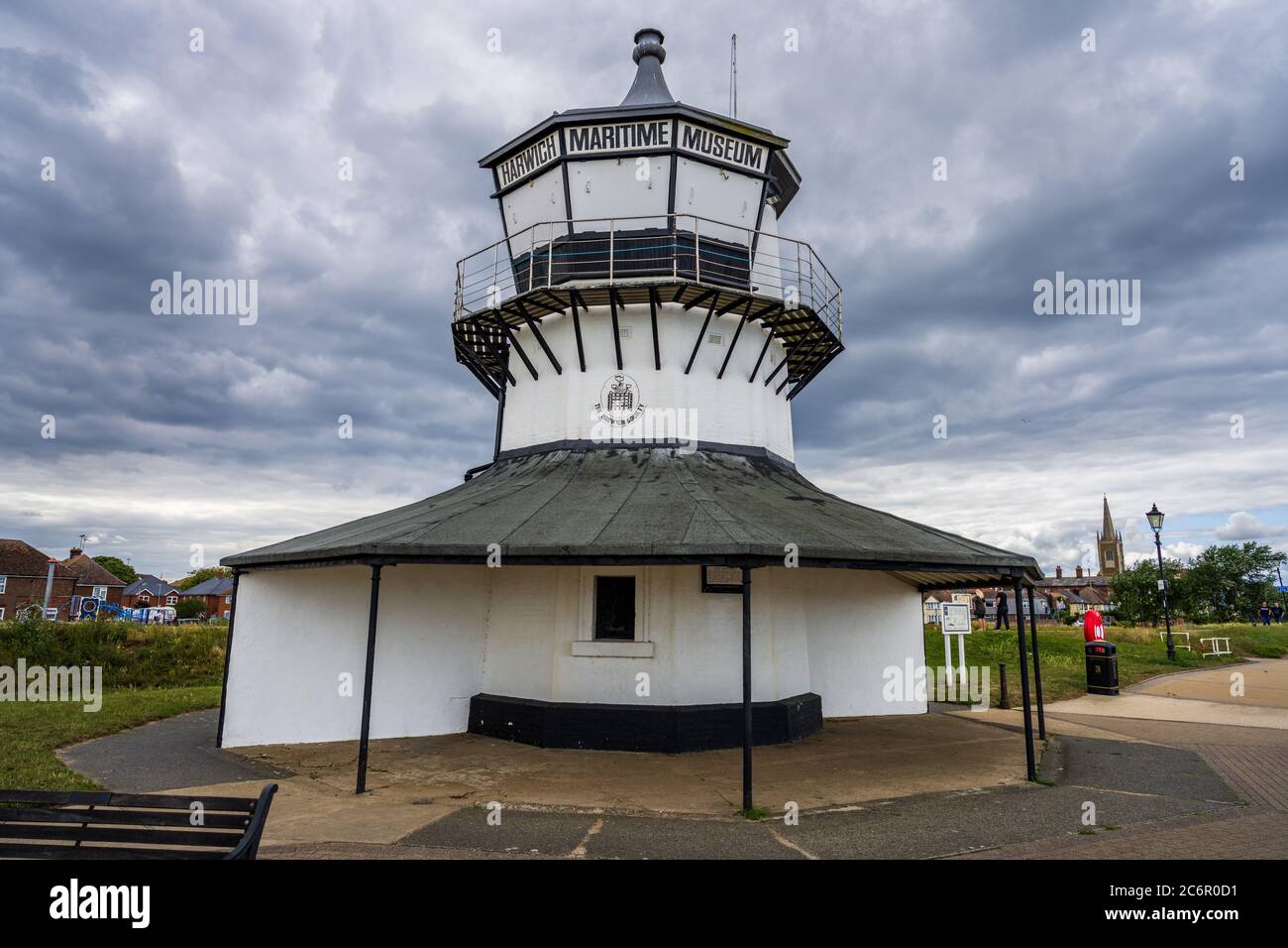 Harwich Low Lighthouse - der Low Lighthouse in Harwich, Essex UK, wurde 1818 erbaut. Es beherbergt heute das Harwich Maritime Museum. Stockfoto