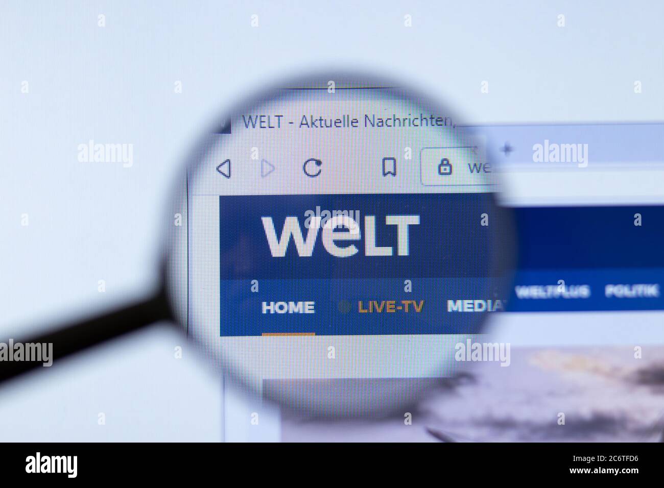 Moskau, Russland - 1. Juni 2020: Welt Website mit Logo , illustrative Editorial Stockfoto