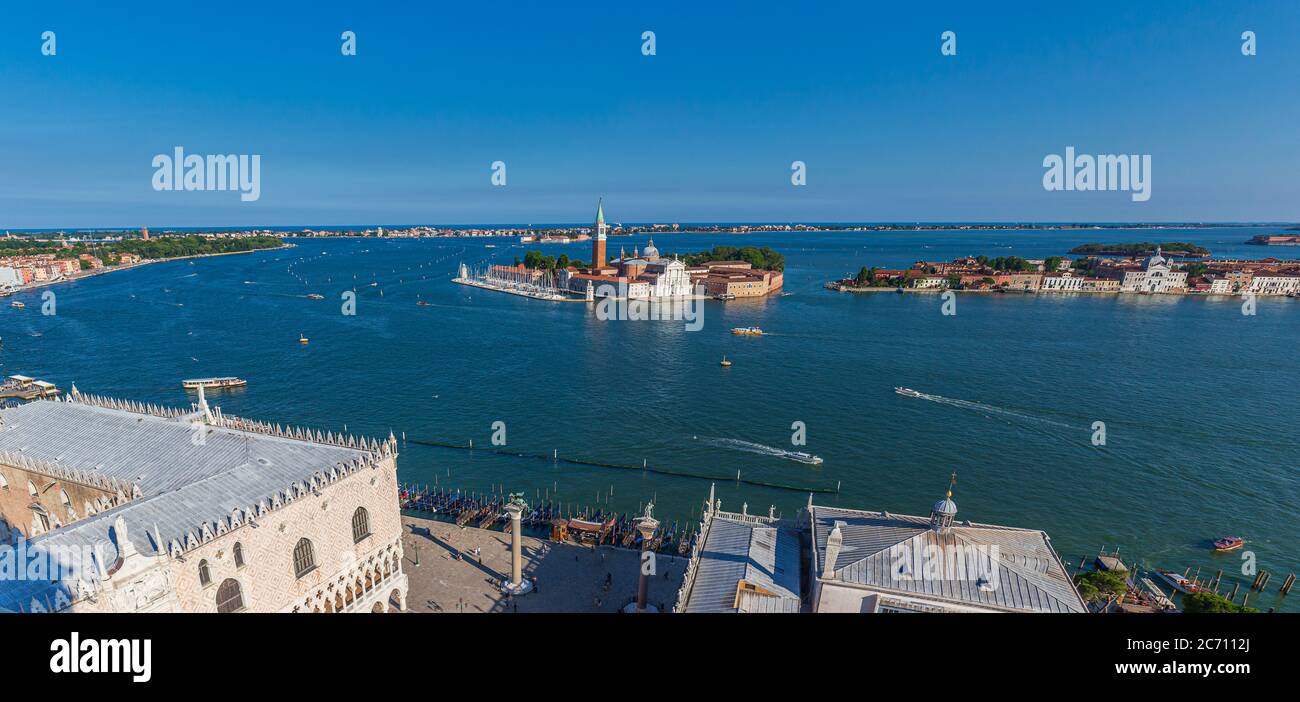 Panoramabild von San Giorgio Maggiore und dem Markusplatz, Venedig Stockfoto