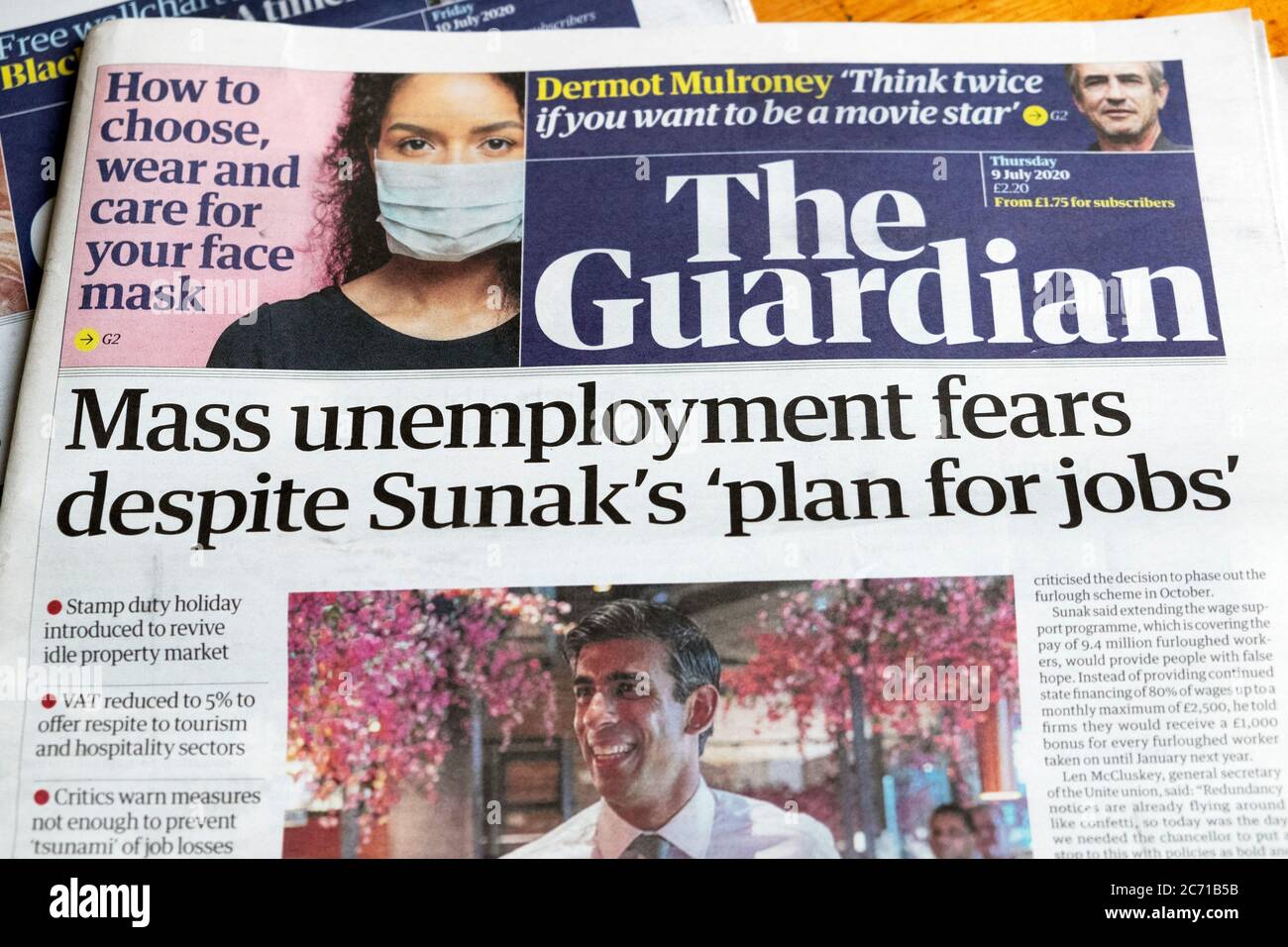 The Guardian Zeitung Schlagzeile "Trotz Sunaks 'Plan für Arbeitsplätze' Angst vor Arbeitslosigkeit" Rishi Sunak Sommerbudget 9. Juli 2020 London England Großbritannien Stockfoto