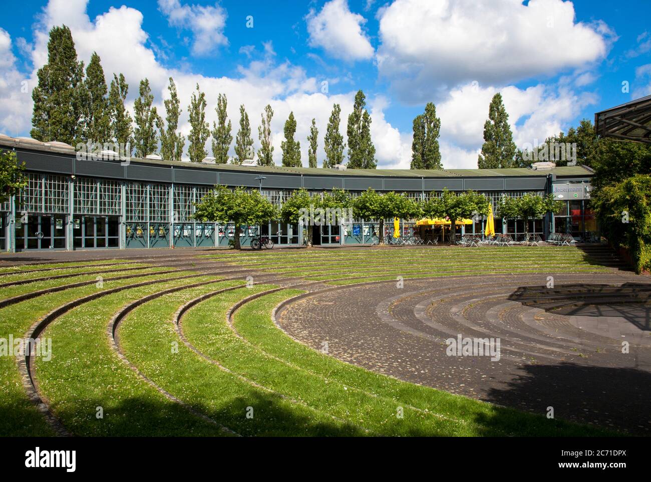 Deutschland, Nordrhein-Westfalen, Ruhrgebiet, Mülheim an der Ruhr, das Rundhaus im Kreis Broich, wurde früher als Rundhaus genutzt Stockfoto