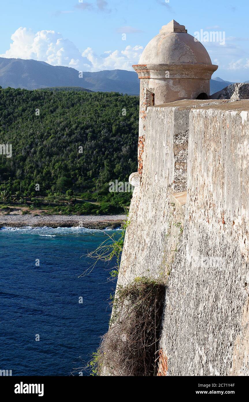 Blick auf die Küste von der Festung Castillo de San Pedro de la Roca Stockfoto