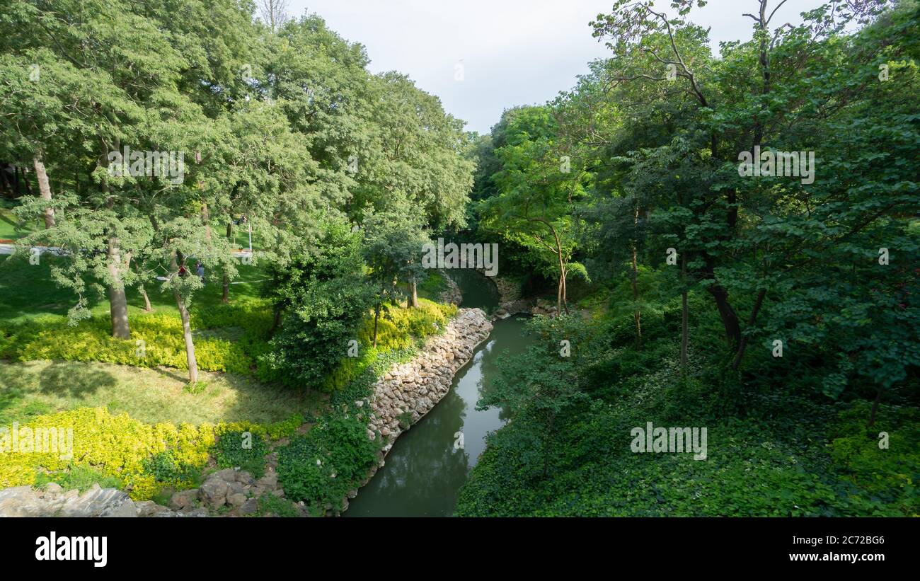 istanbul, Türkei - Juni 2018: Landschaftsansicht des Yildiz Parks in Besiktas Stockfoto
