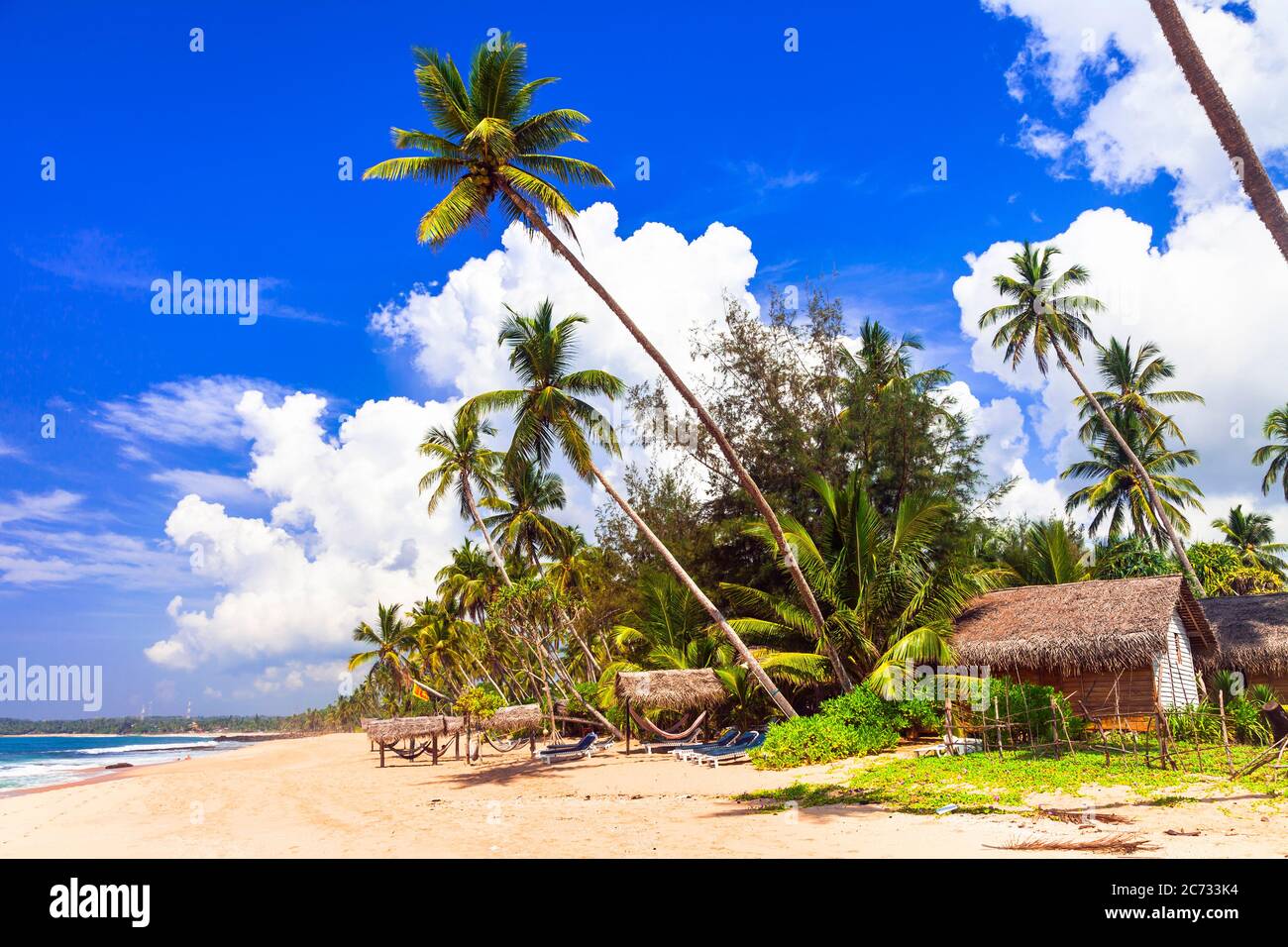 Exotische tropische Ferien - ruhige schöne Strände von Sri Lanka Insel. Tangalle auf Süden Stockfoto