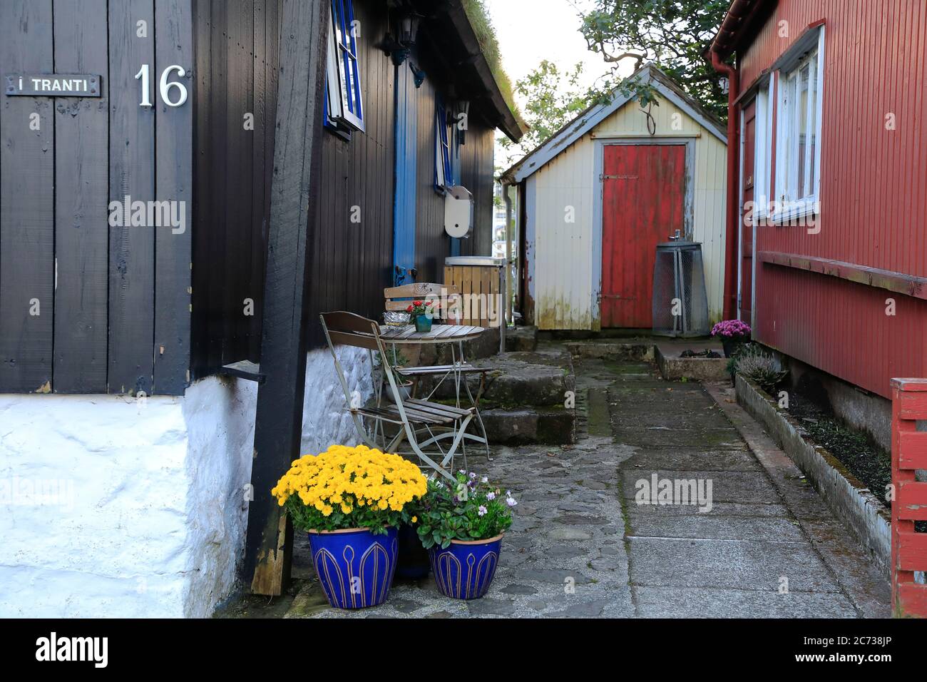 Traditionelle Holzhäuser in der Altstadt (Tinganes) von Torshavn.Streymoy.Färöer-Inseln.Territorium von Dänemark Stockfoto