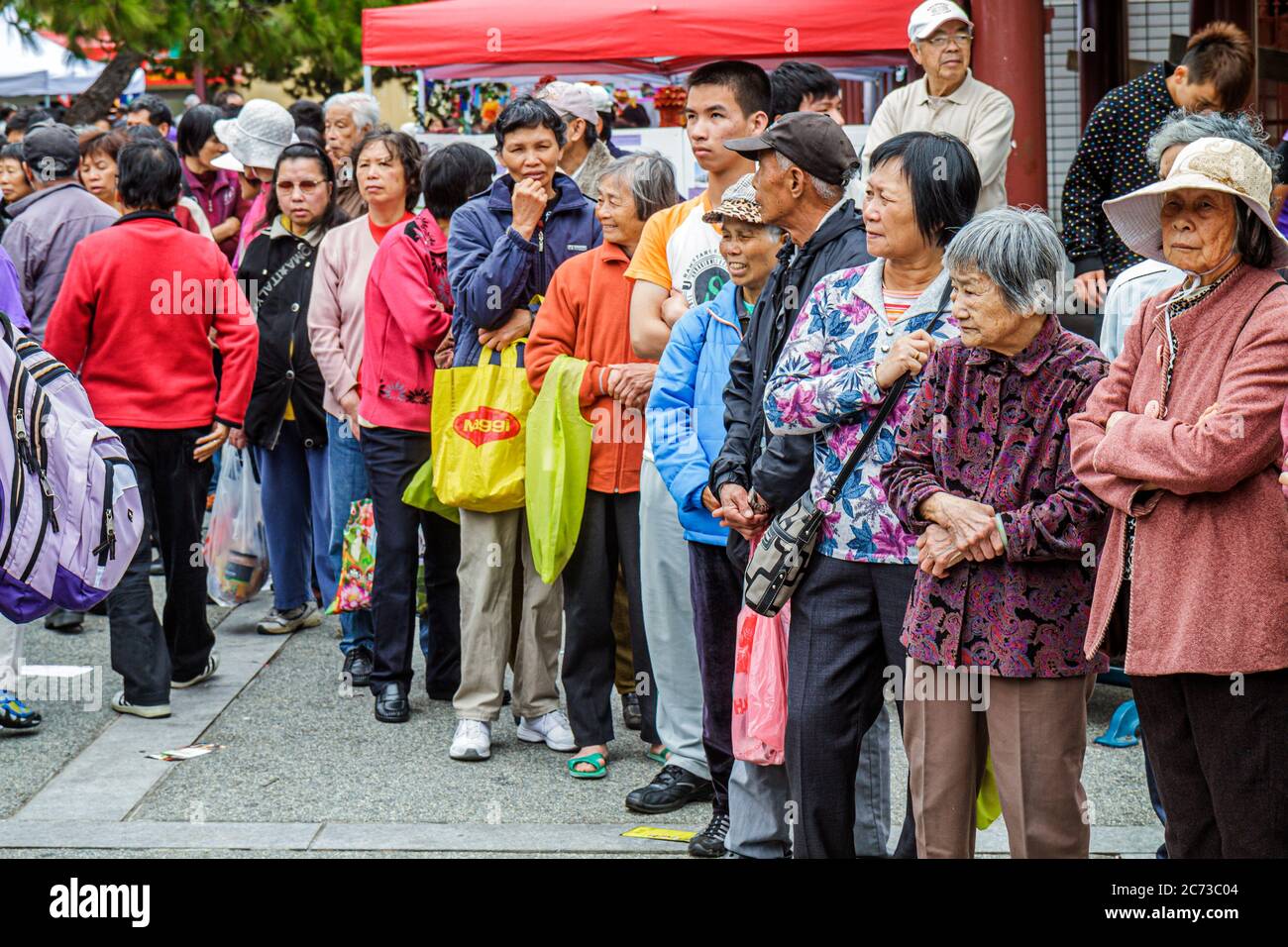 San Francisco Kalifornien, Chinatown, Portsmouth Square Park, ethnische Nachbarschaft, Gemeinschaftsmesse, Selbsthilfe für ältere Menschen, sozialer Dienst, Asiatisches Asien Stockfoto
