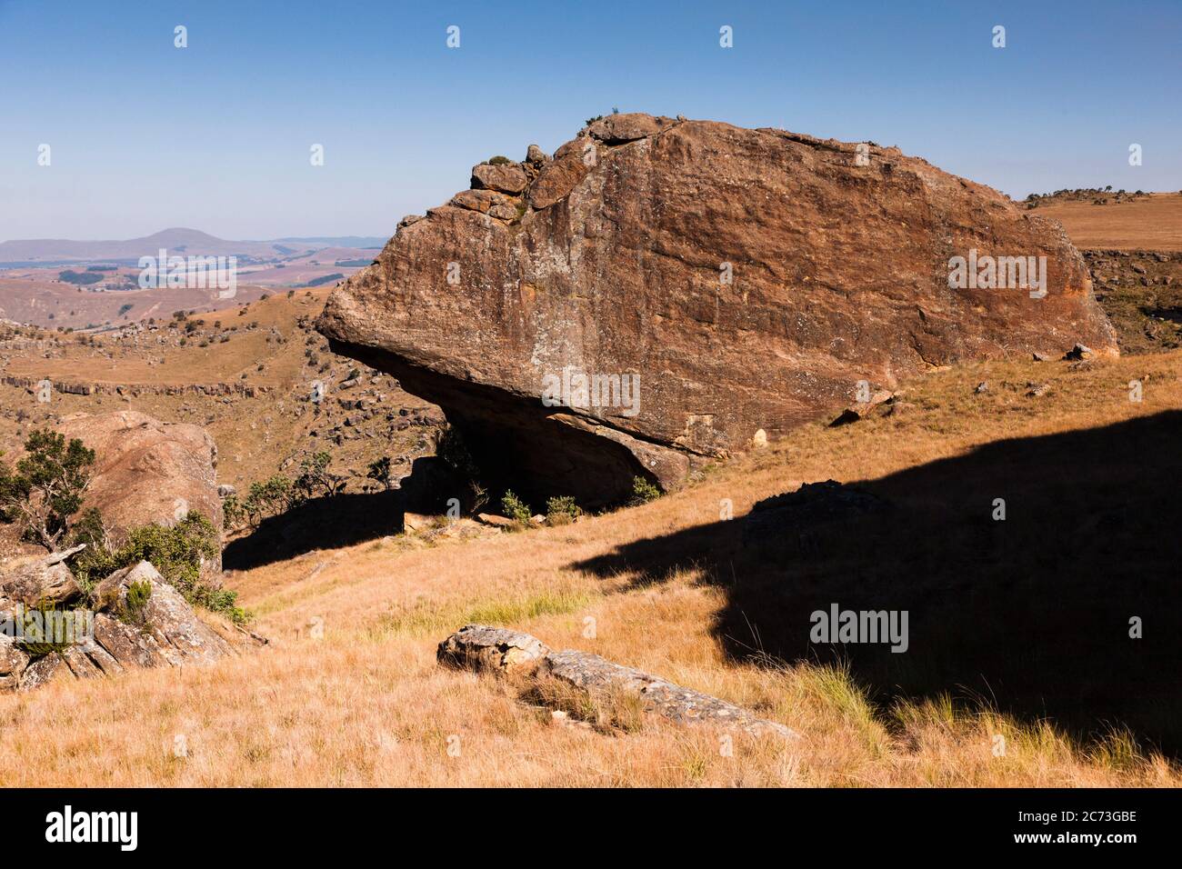Drakensberg, Felsbrocken von 'Ikanti Seiter', Felsmalereien, in der Nähe von Sani Pass, Mkhomazi Wilderness Area, KwaZulu-Natal, Südafrika, Afrika Stockfoto