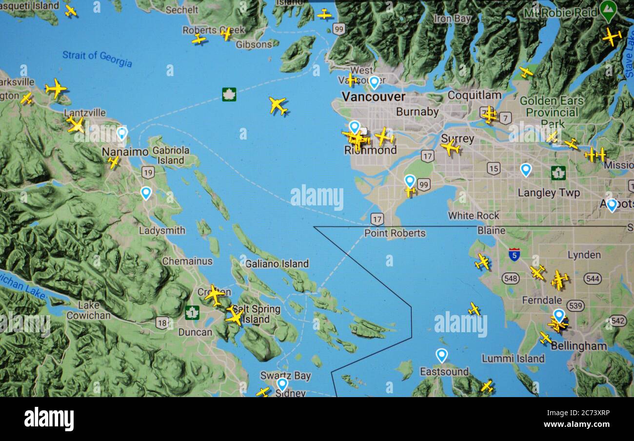 Flugverkehr über Vancouver (13. juli 2020, UTC 22.20) Kanada, im Internet mit Flightradar 24-Standort, während der Coronavirus-Pandemie-Periode Stockfoto