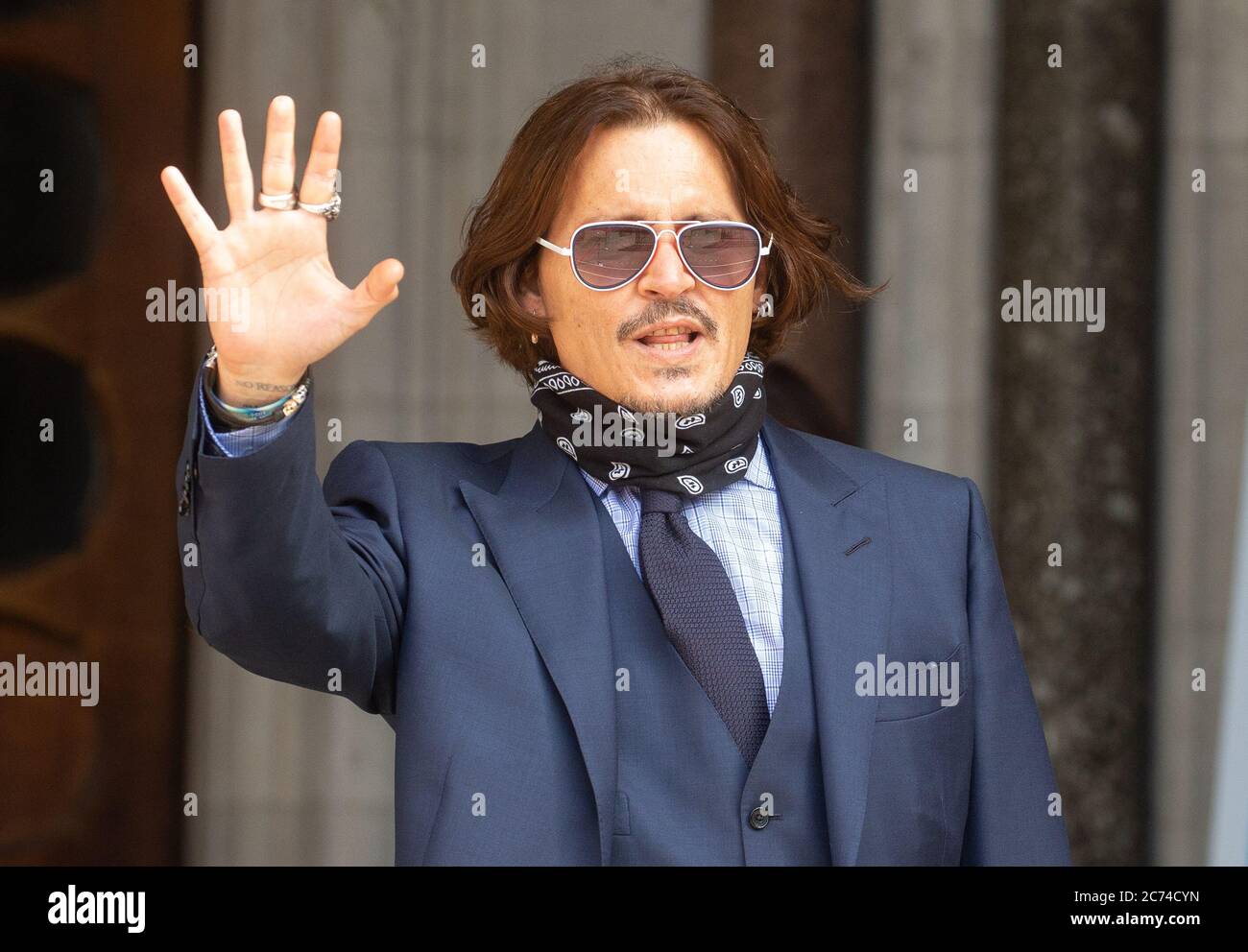 London, Großbritannien. Juli 2020. Der Schauspieler Johnny Depp kommt in seinem Verleumdungsverfahren gegen die Zeitung der Nachrichtengruppe vor das High Court in London. Quelle: Tommy London/Alamy Live News Stockfoto