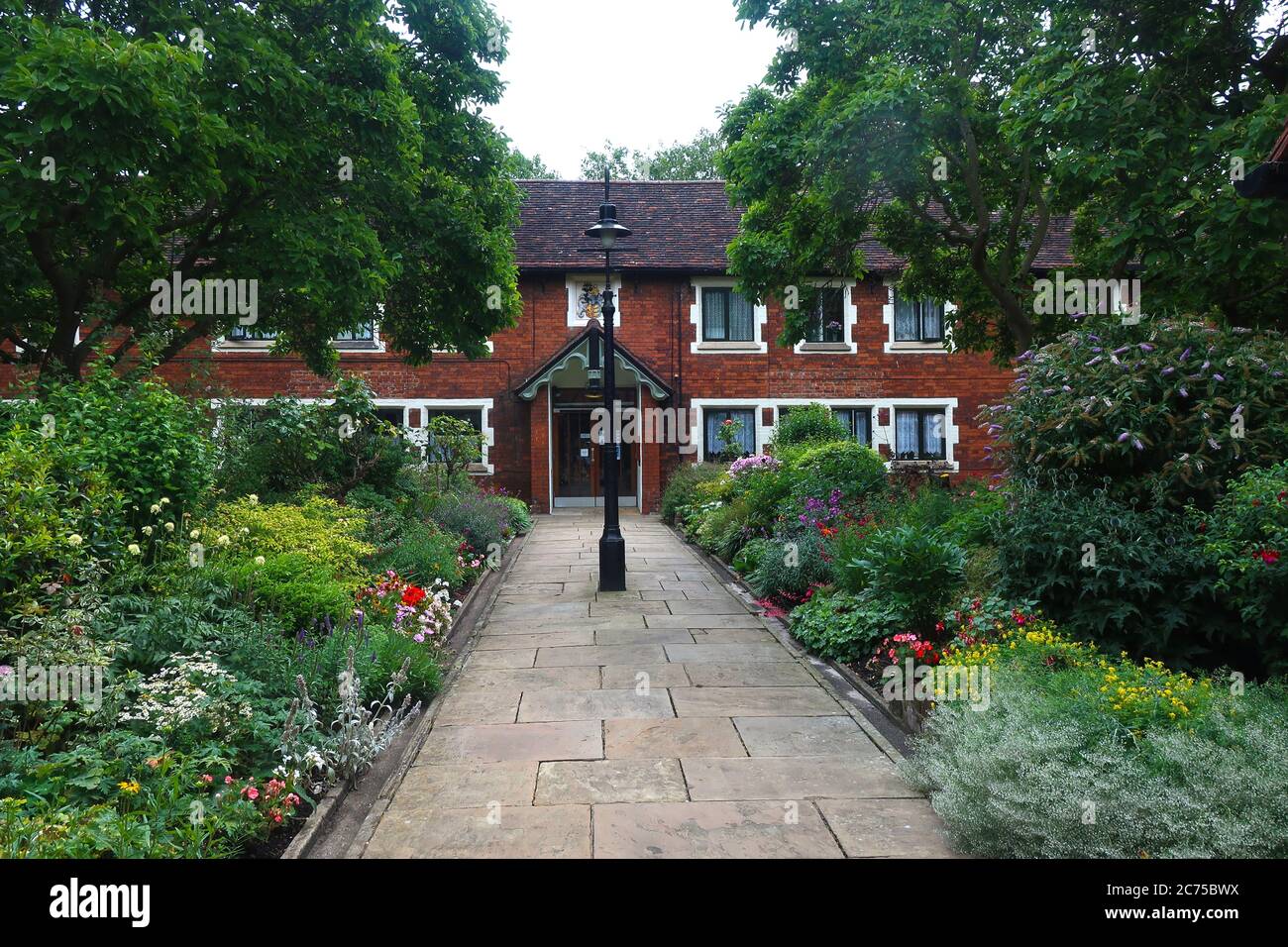 Ipswich, UK - 14 July 2020: Tooley Court - geschützte Unterkunft, Foundation Street. Stockfoto