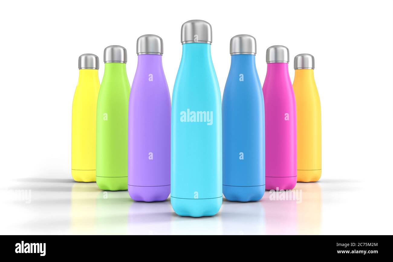Edelstahlflaschen mit verschiedenen Farben auf weißem Hintergrund. 3d-Rendering Stockfoto