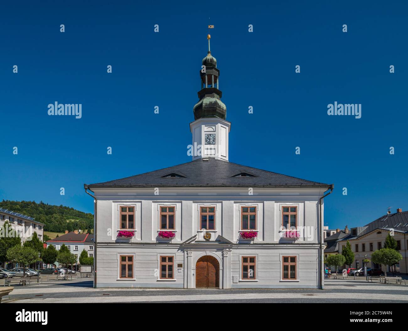 Rathaus in Masarykovo namesti in der Stadt Jesenik, Böhmisches Schlesien, Olomouc Region, Tschechische Republik Stockfoto