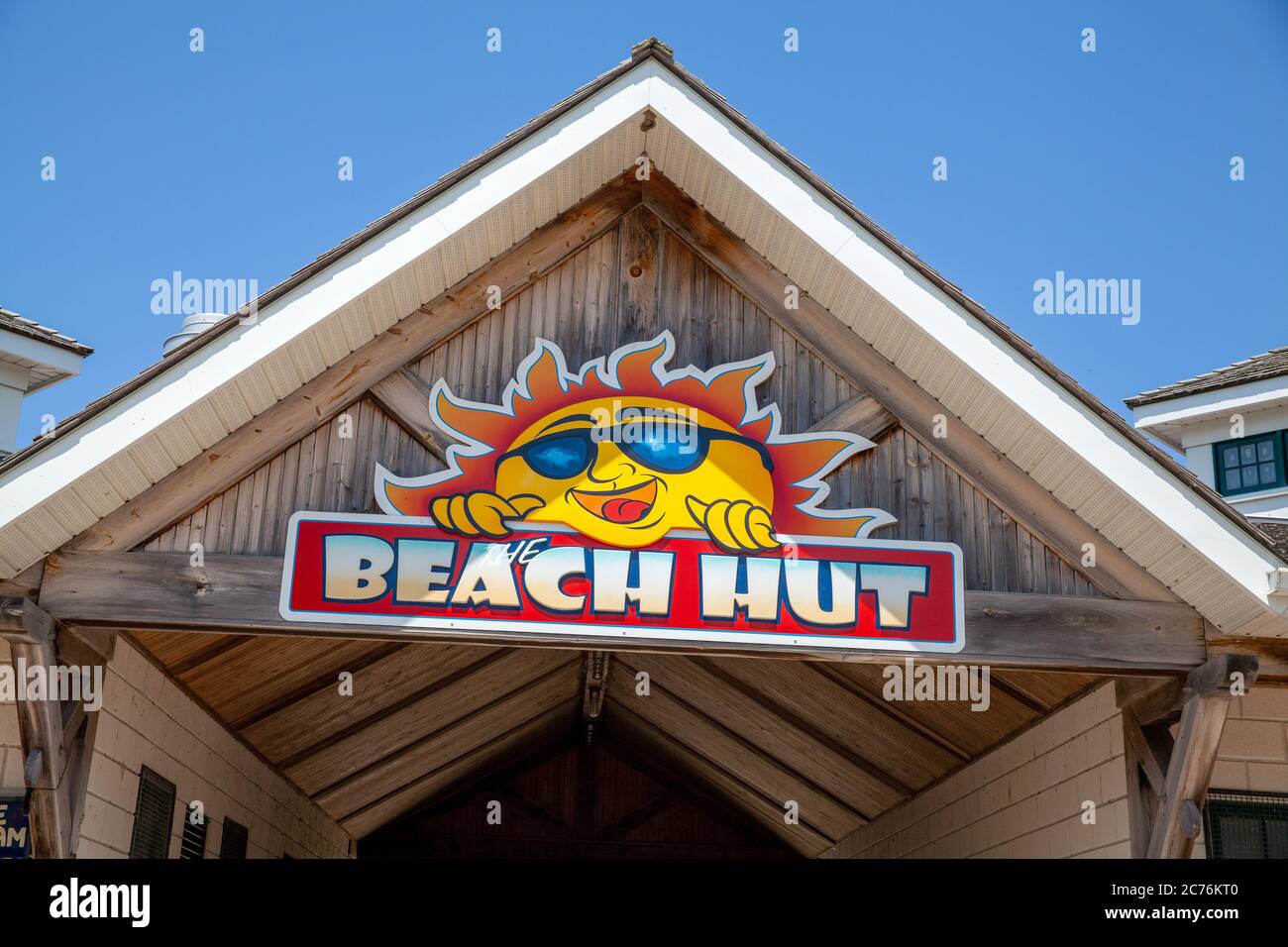 Das Rotary Beach Hut Schild am Strand des Lake Huron in Goderich Ontario Kanada EIN Komplex von Waschräumen und Lebensmittelhändlern Stockfoto