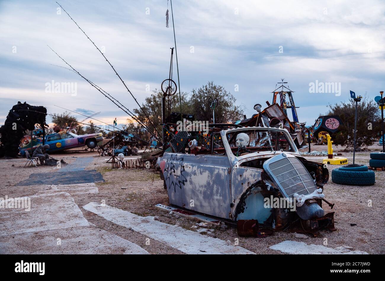 Abstrakte Kunstwerke in der Wüste Stockfoto