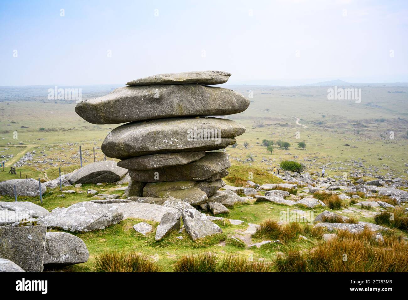 Der Cheesewring ist eine natürliche Granitfelsenformation, die durch Erosion gebildet wird. Stowe's Hill, Bodmin Moor, Cornwall, England, Großbritannien. Stockfoto