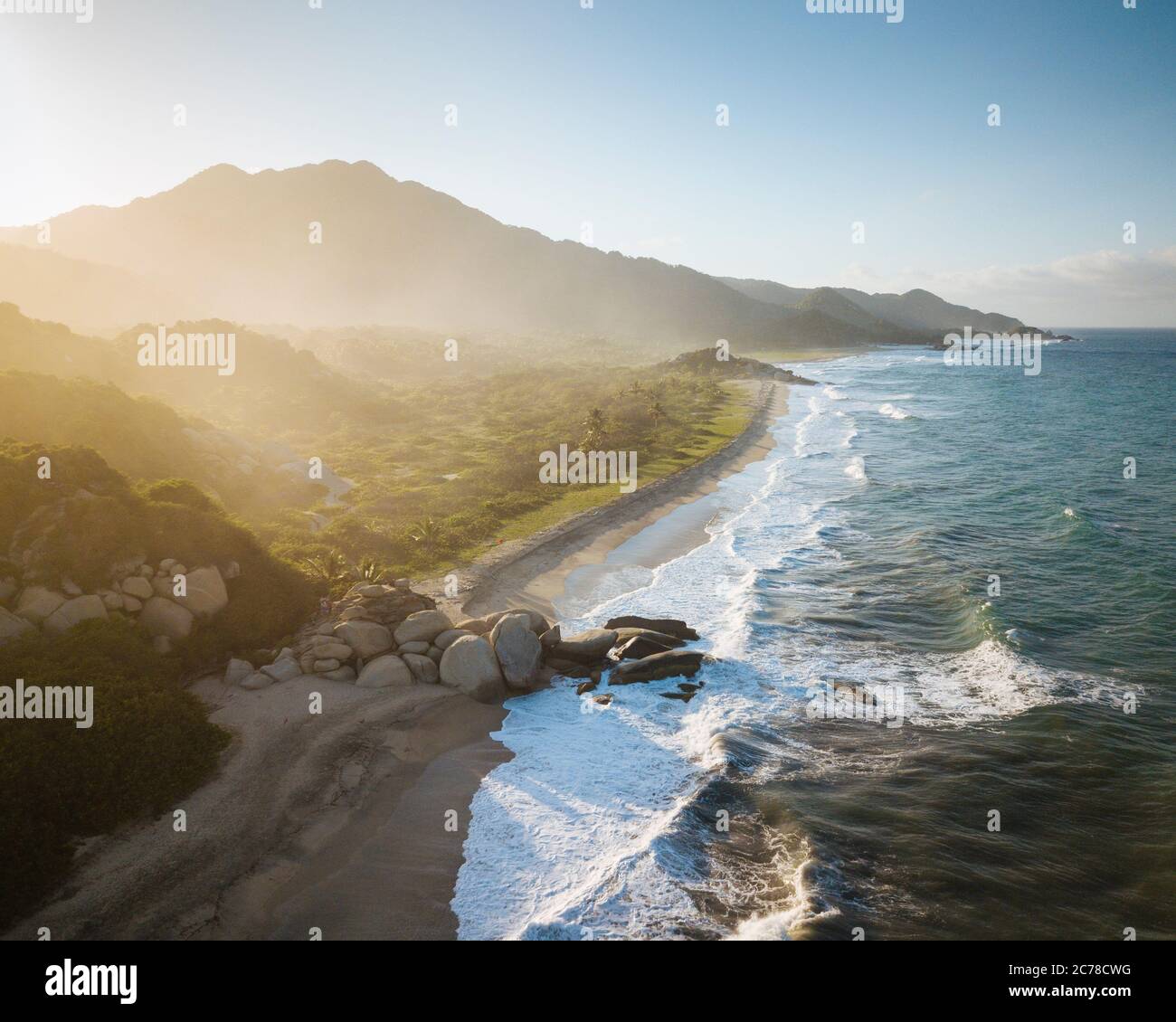Luftaufnahme des Tayrona National Park, Departamento Magdalena, Karibik, Kolumbien, Südamerika Stockfoto