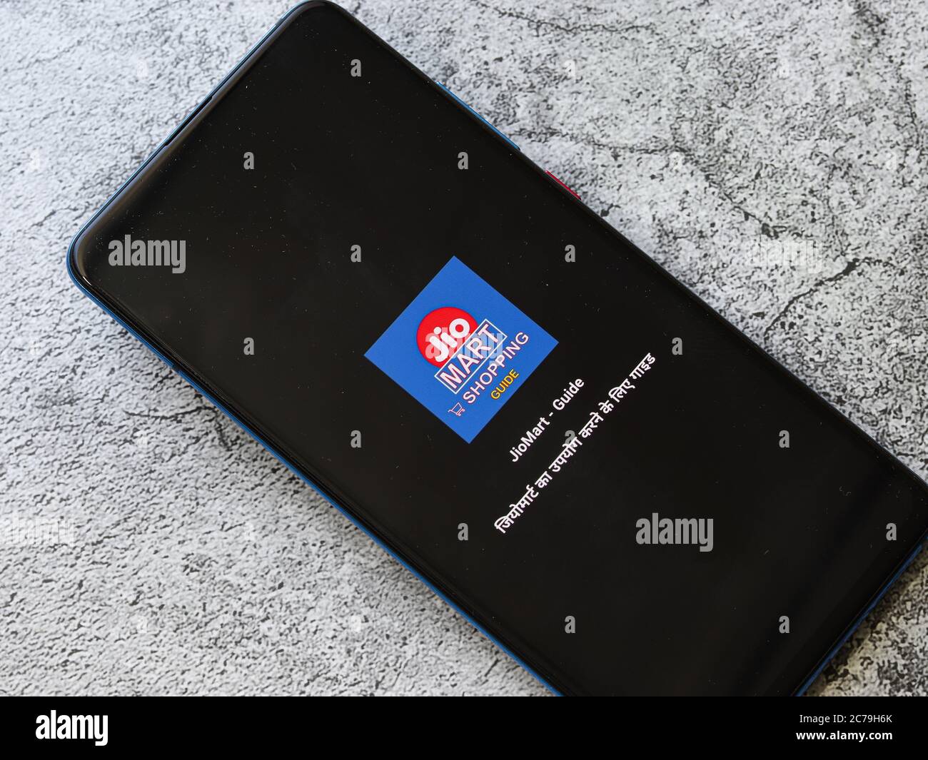 Assam, indien - 7. Juli 2020 : Jiomart kirana App für den Kauf von Lebensmitteln online. Stockfoto