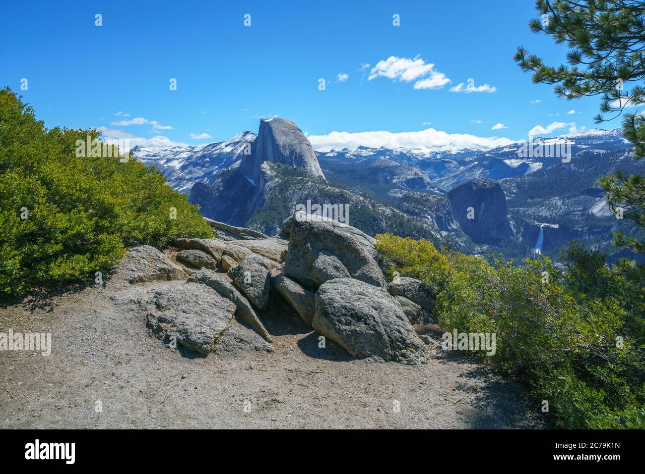 Wanderung zum Glacier Point im yosemite Nationalpark in kalifornien in den usa Stockfoto