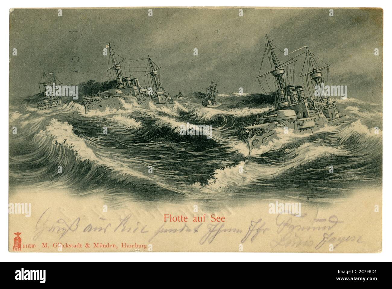 Deutsche historische Postkarte: Kriegsschiffe der deutschen Kaisermarine in rauer See, mit violettem Bleistift signiert, Deutschland, 1902 Stockfoto