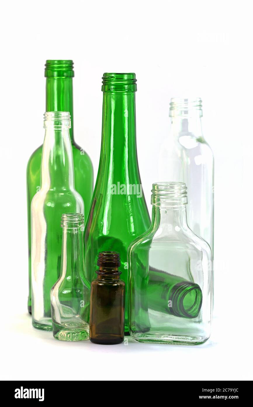 Alte leere Glasflaschen zum Recycling Stockfoto