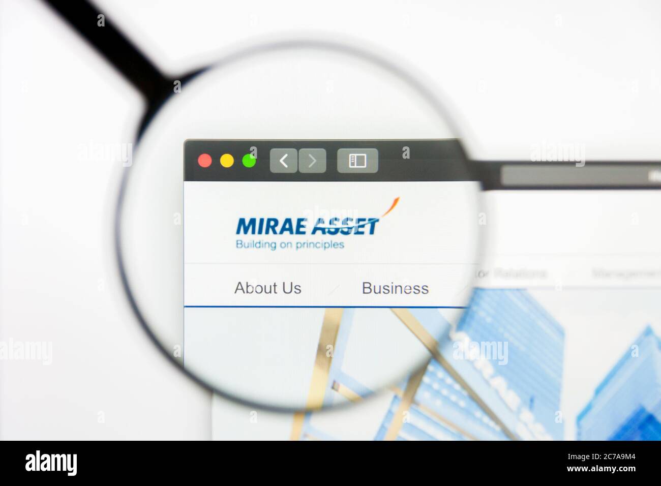 Los Angeles, California, USA - 10. März 2019: Illustrative Editorial, Mirae Asset Life Insurance Homepage. Mirae Asset Life Insurance Logo Stockfoto