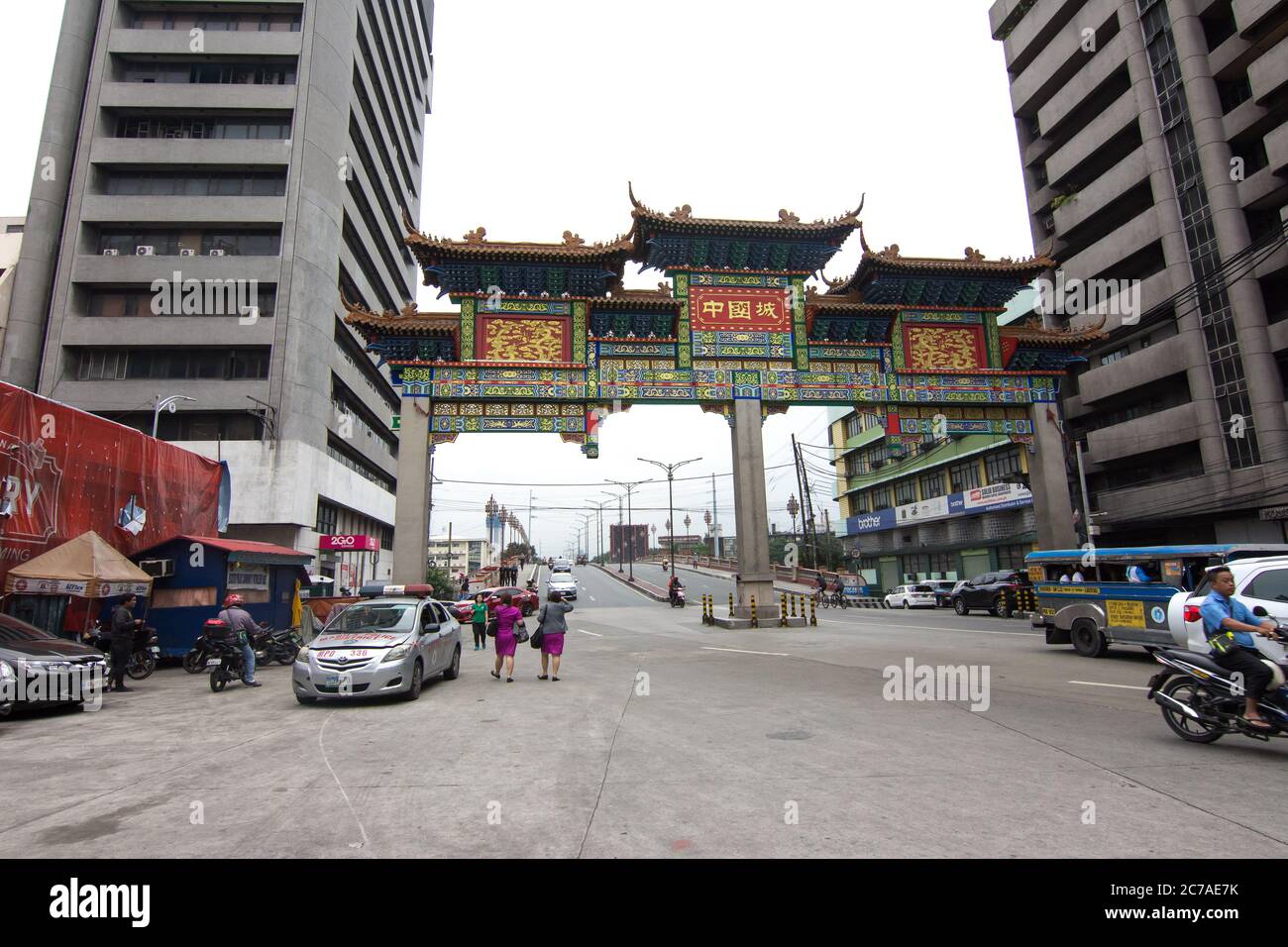 Manila, Philippinen - 11. Januar 2017: New Binondo Chinatown Arch Stockfoto