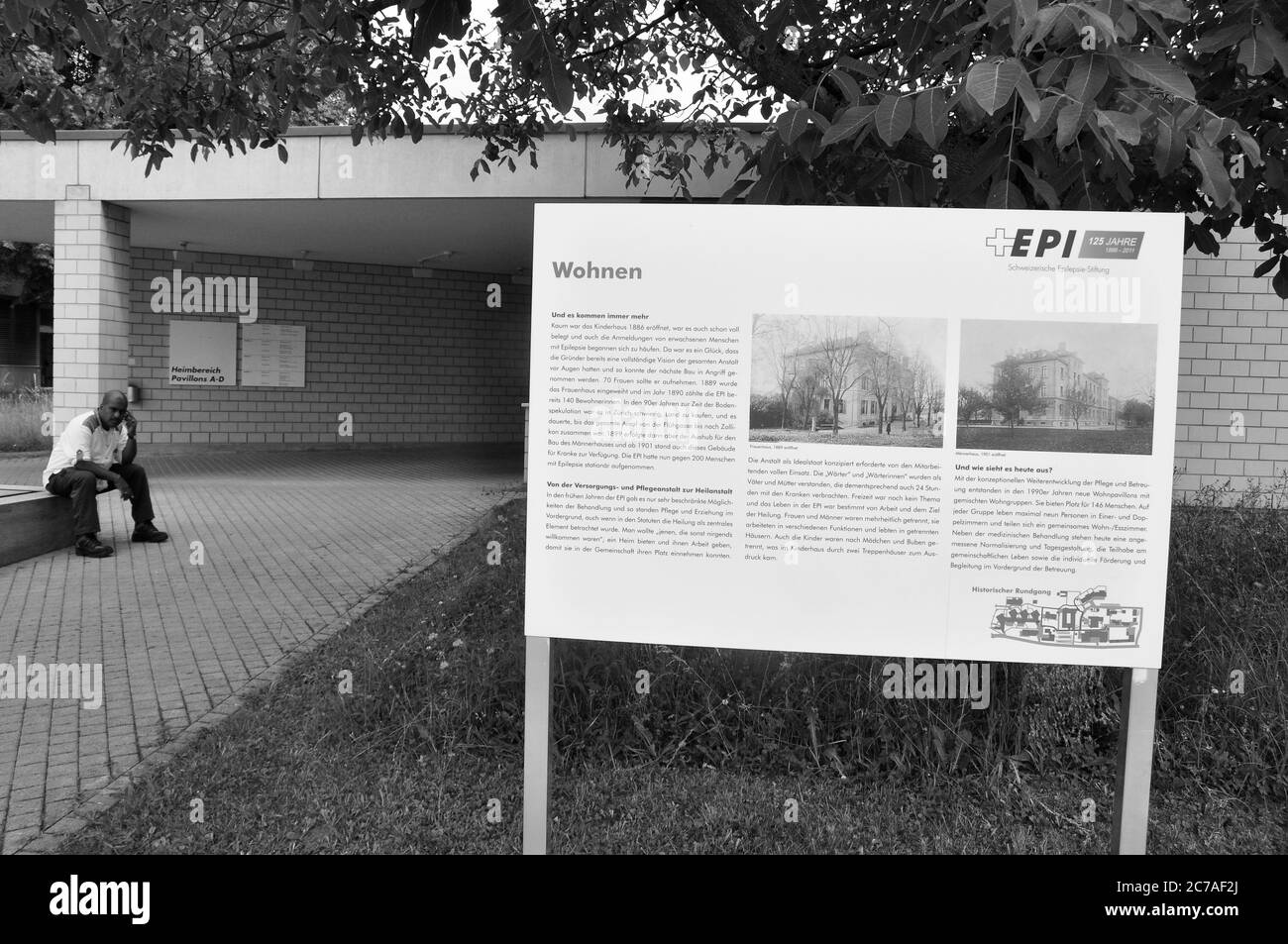 Über 470 employees/innen from many Nations work an der EPI and wowhnen in the surroundment. Über 470 Mitarbeiter aus vielen Ländern sind bei t Stockfoto