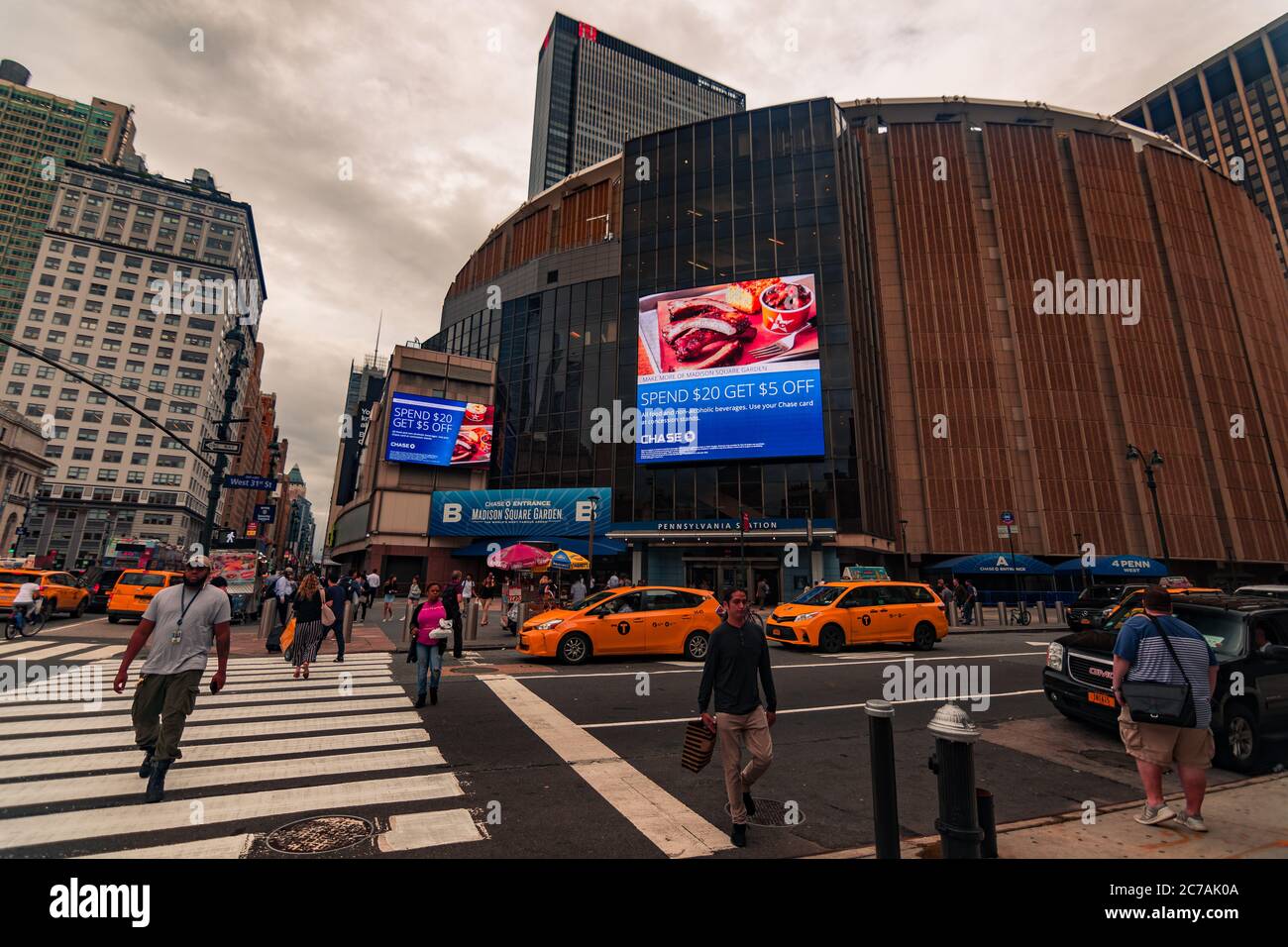 New York, NY, USA - 23. Juli 2019: Vor dem Madison Square Garden Stockfoto