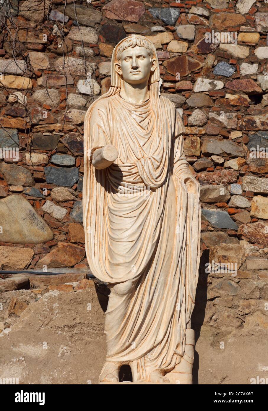 Merida, Badajoz, Extremadura, Spanien. Marmorstatue im ersten Jahrhundert v. Chr. römisches Theater. UNESCO-Weltkulturerbe. Stockfoto