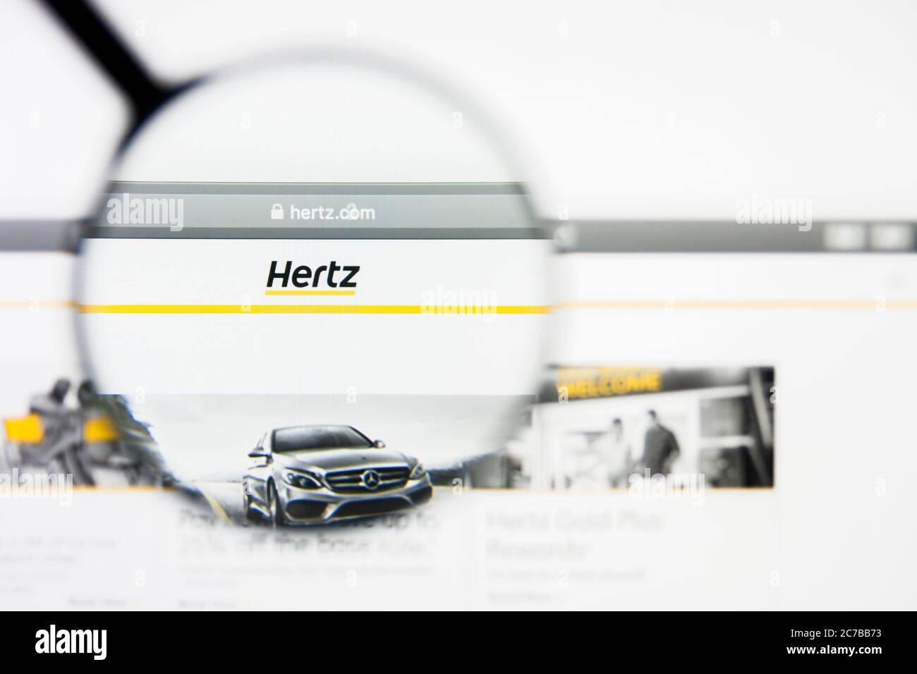 Los Angeles, Kalifornien, USA - 8. April 2019: Illustrative Editorial der Hertz Global Holdings Homepage. Hertz Global Holdings Logo sichtbar auf Stockfoto