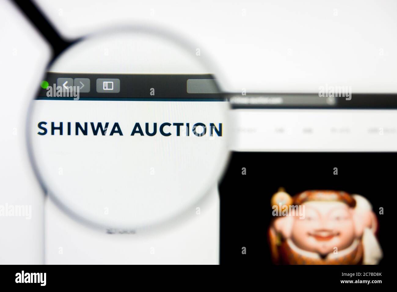 San Francisco, Kalifornien, USA - 8. April 2019: Illustrative Editorial der Webseite von Shinwa Art Auction. Shinwa Art Auction Logo sichtbar auf Stockfoto