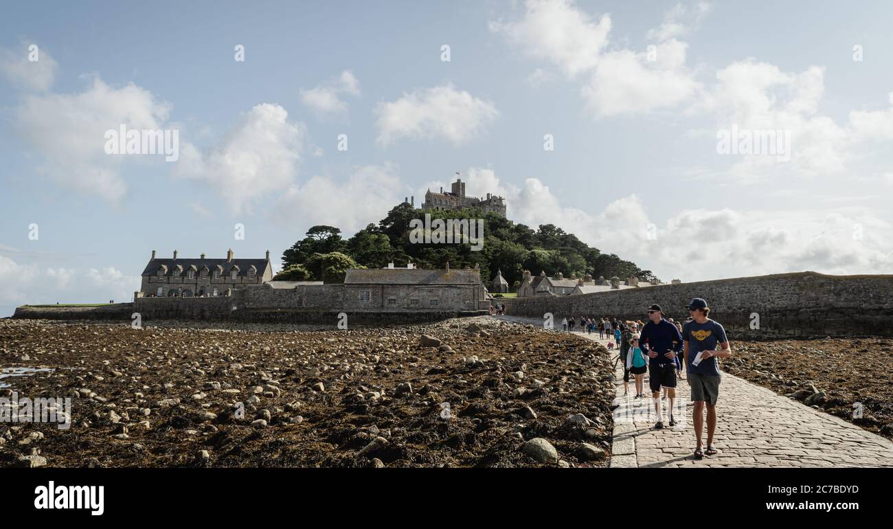 St. Michaels Mount bei Ebbe in Cornwall, England Stockfoto