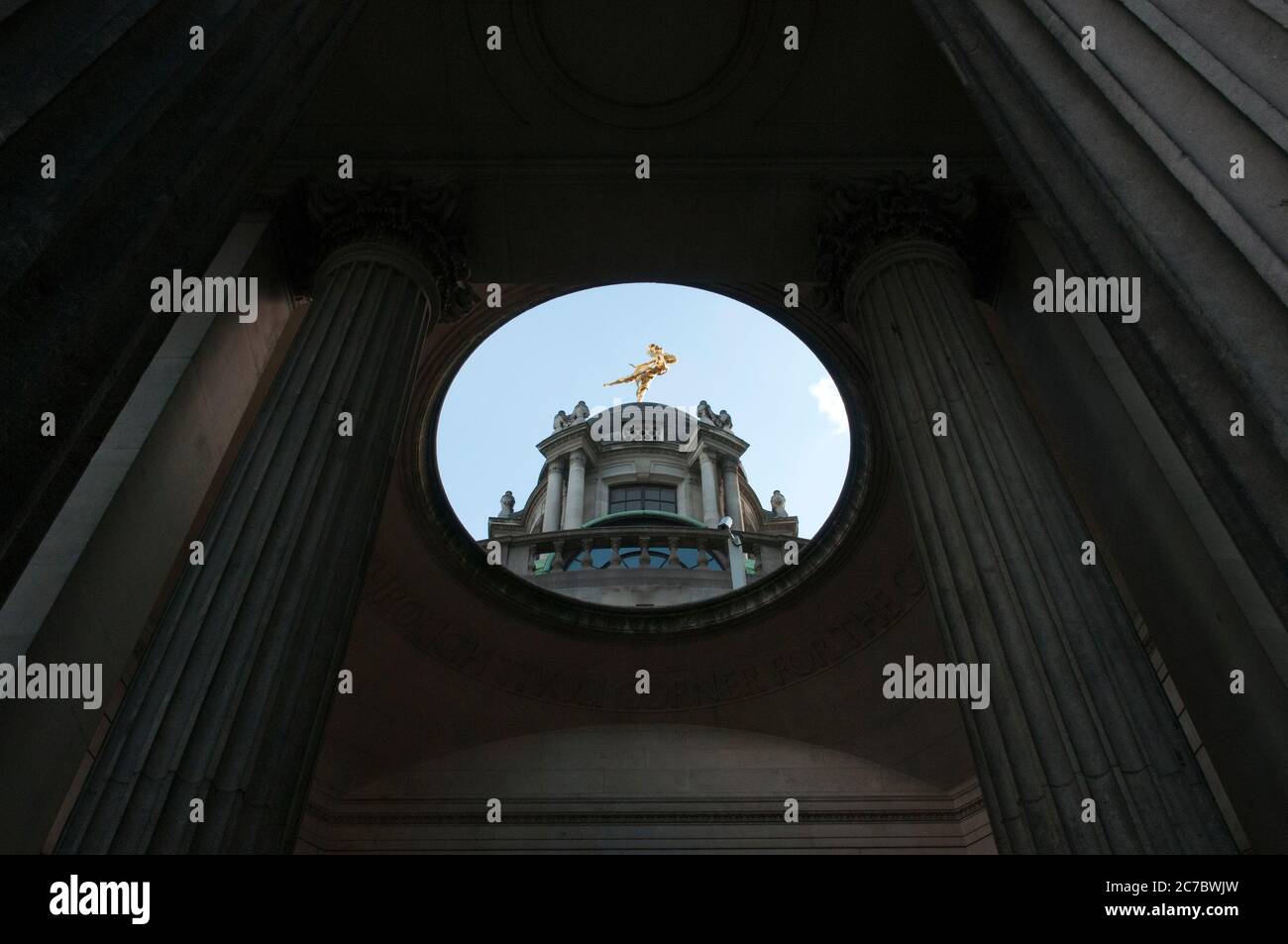 Ein Blick auf Ariel auf der Bank of England in London, Großbritannien Stockfoto
