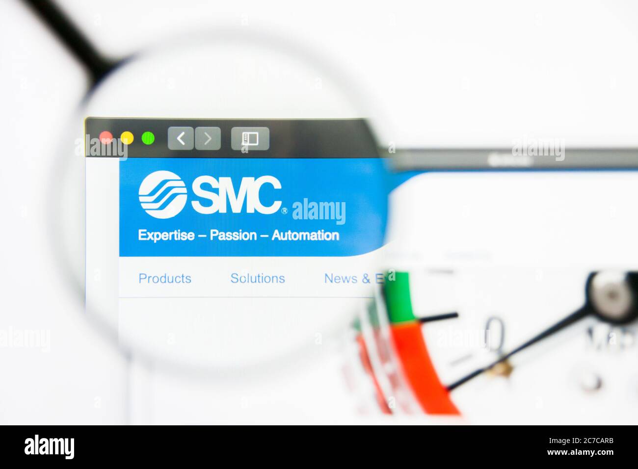 Los Angeles, California, USA - 25. März 2019: Illustrative Editorial der SMC Website Homepage. SMC-Logo auf dem Bildschirm sichtbar. Stockfoto