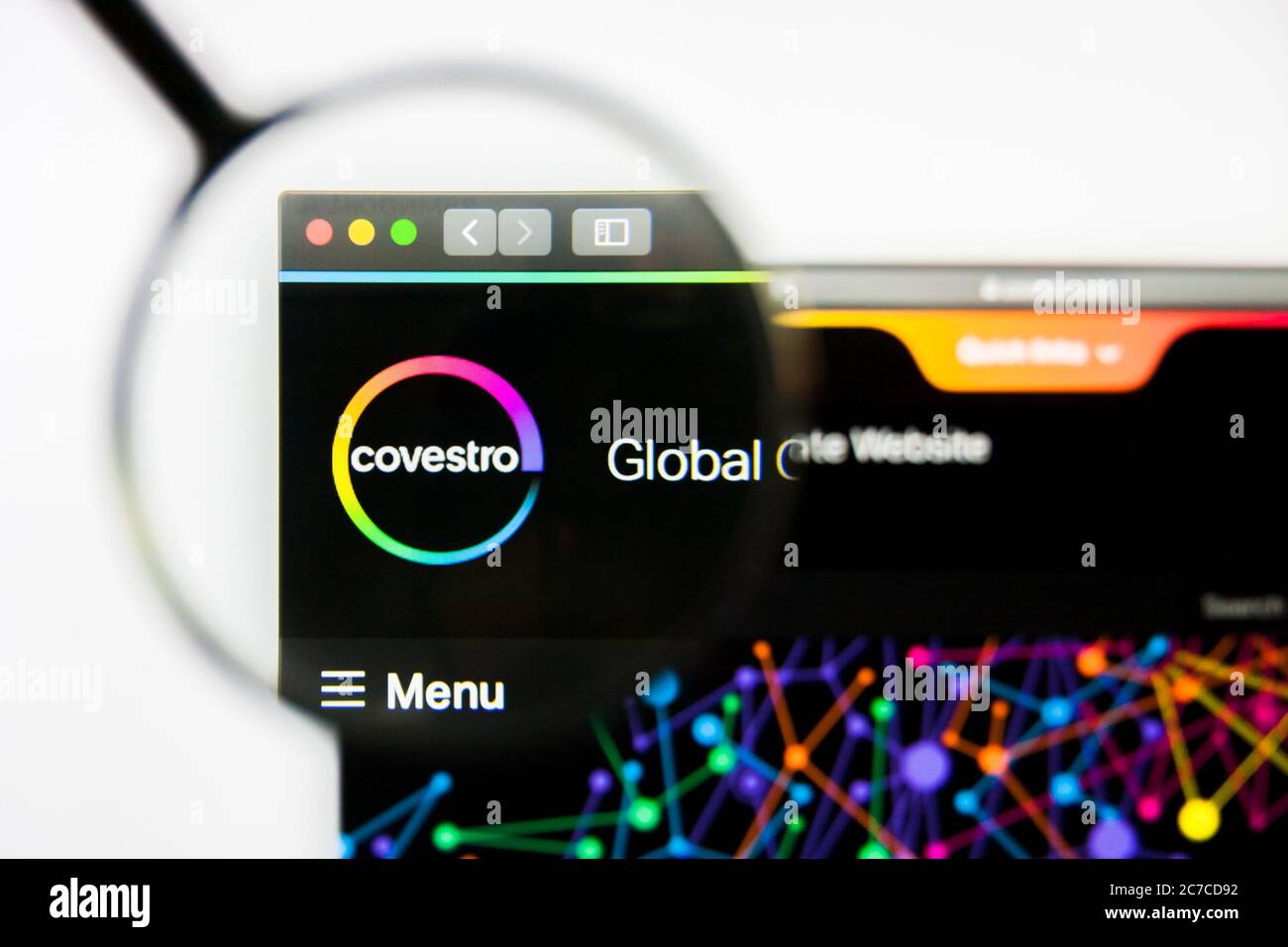 Los Angeles, Kalifornien, USA - 8. April 2019: Illustrative Editorial der Covestro-Website-Homepage. Covestro-Logo auf dem Display sichtbar. Stockfoto