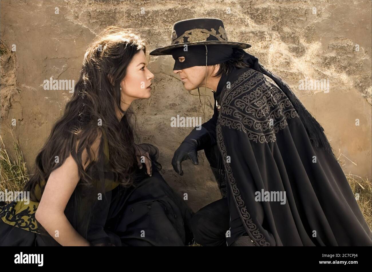 Catherine Zeta Jones und Antonio Banderas in der Legende des Zorro - Werbefilm Bild 02 Stockfoto