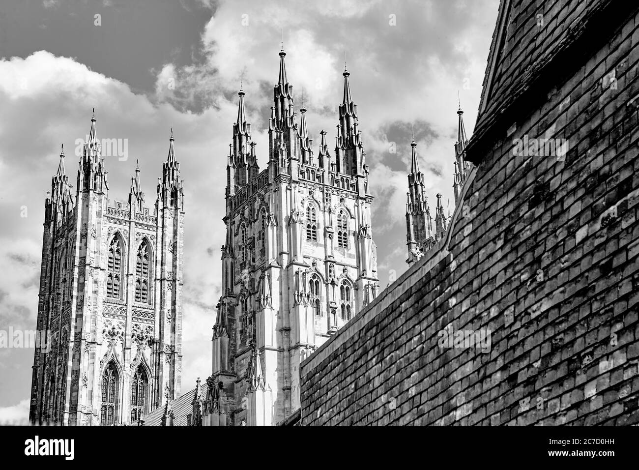 Blick auf die Kathedrale von Canterbury von der mittelalterlichen englischen Stadt Canterbury in Kent, England, Großbritannien Stockfoto