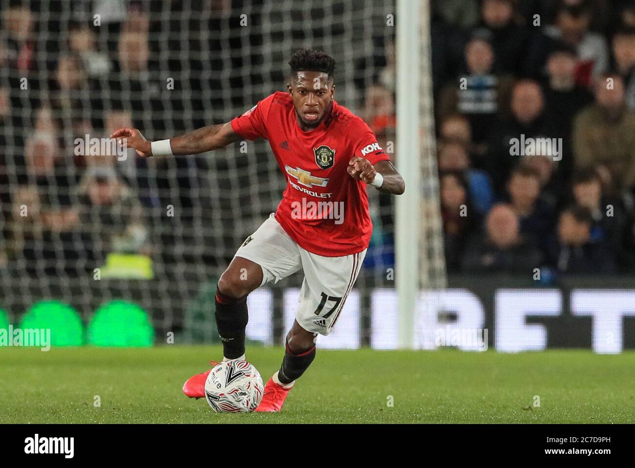 März 2020, Pride Park Stadium, Derby, England; Emirates FA Cup 5th Round, Derby County gegen Manchester United: Fred (17) von Manchester United während des Spiels Stockfoto