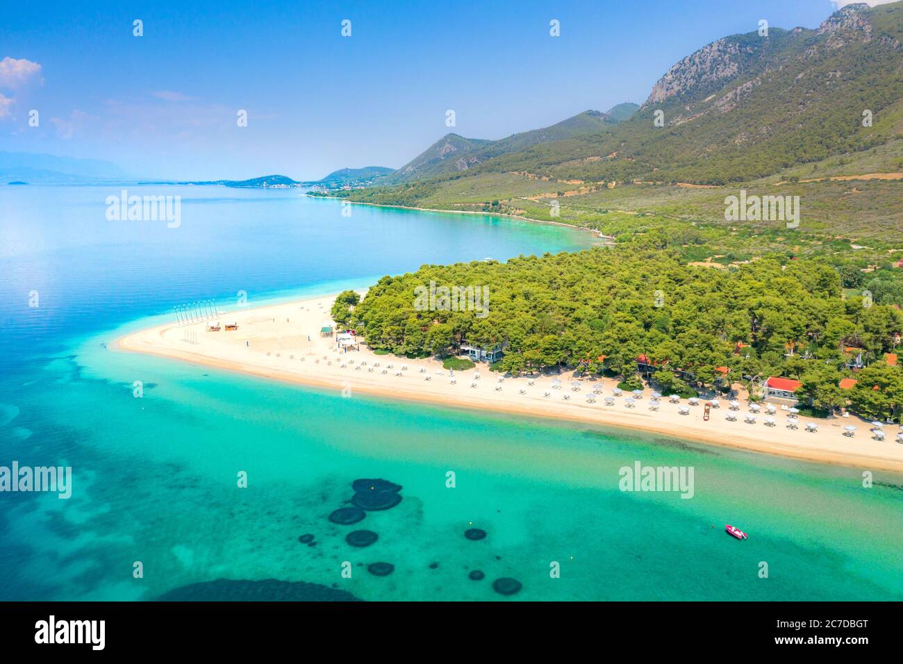 Berühmter Strand von Gregolimano in NordEuboea (Evia), Griechenland