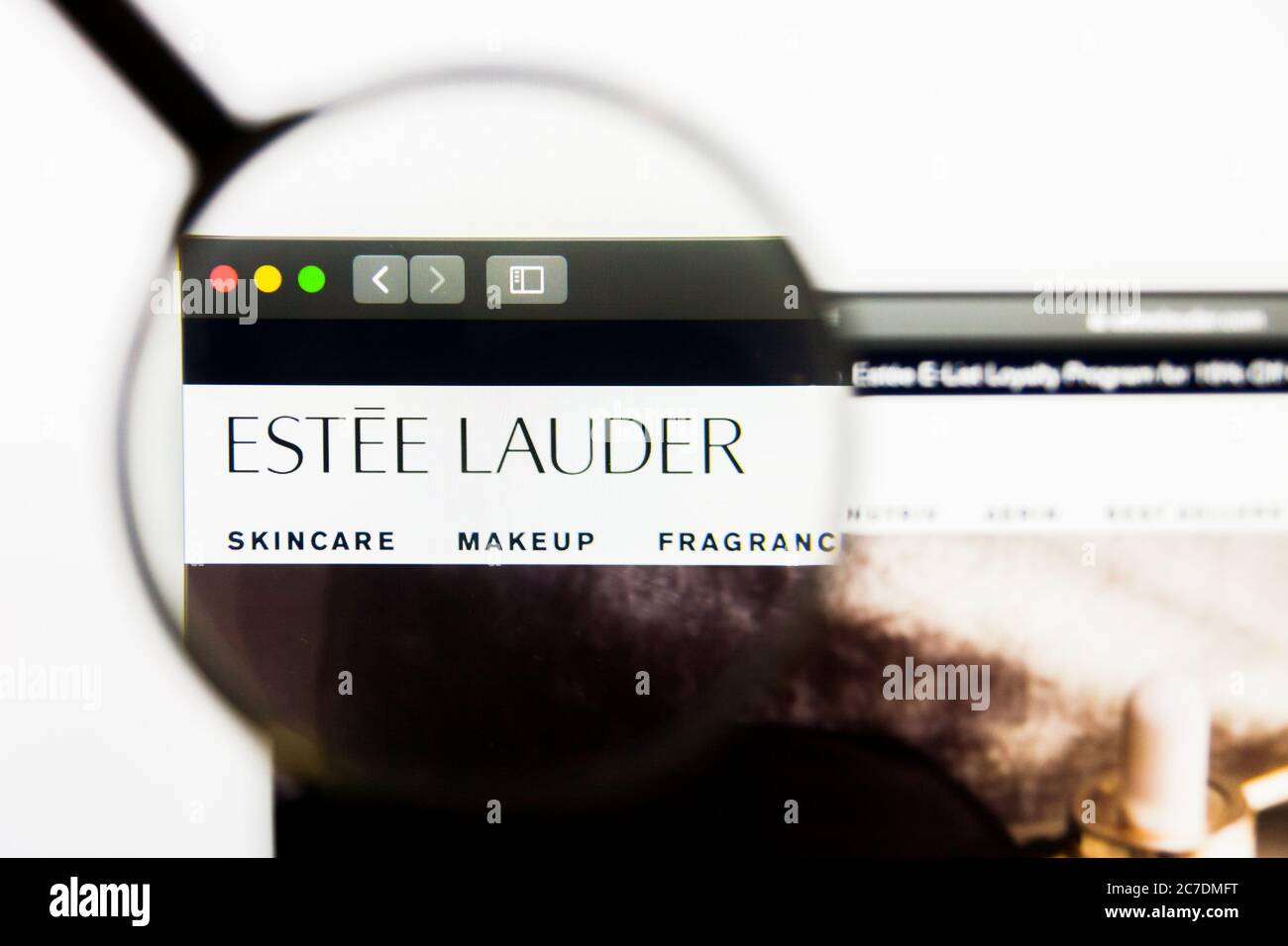 Los Angeles, Kalifornien, USA - 13. März 2019: Illustrative Editorial, die Homepage der Estee Lauder Companies. Das Logo der Estee Lauder Companies Stockfoto