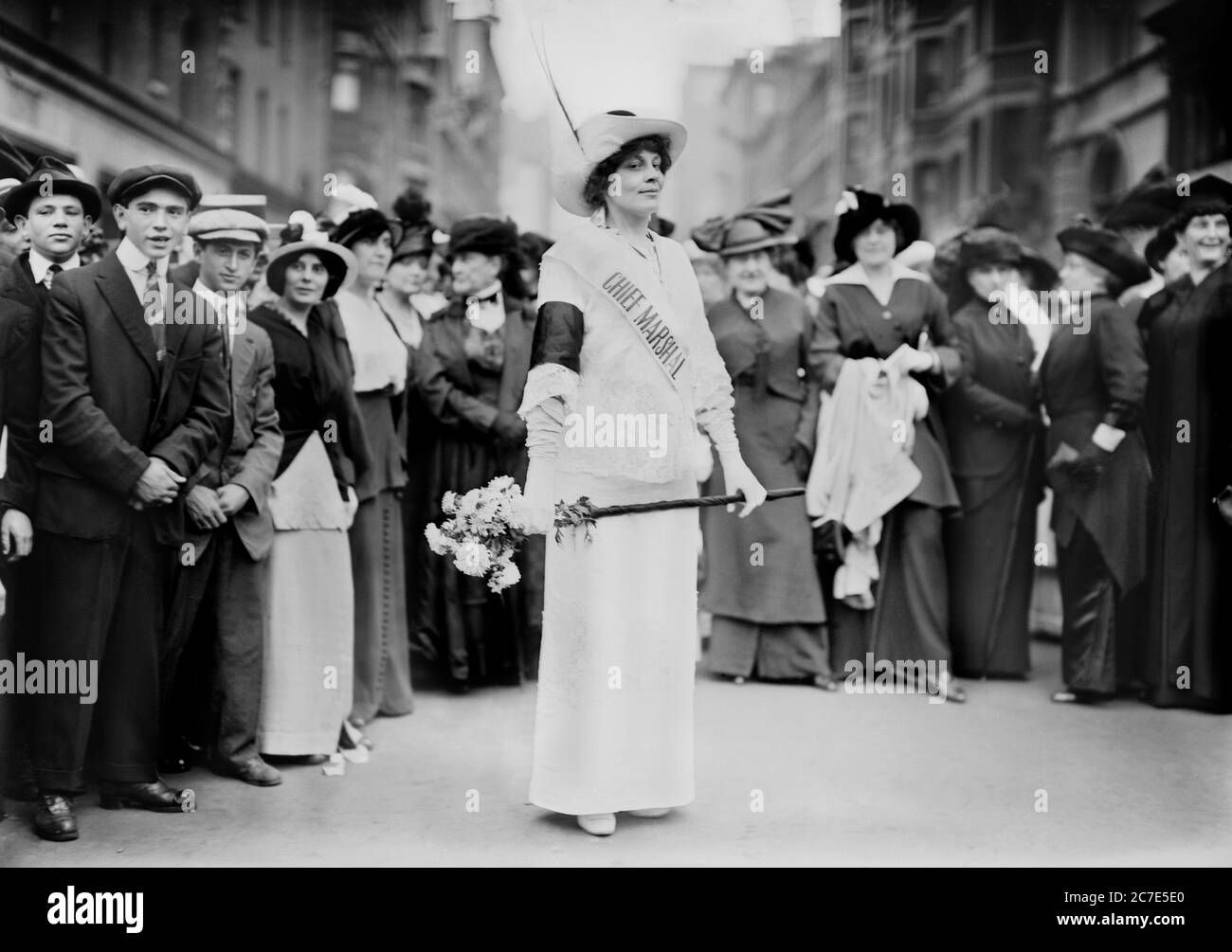 Portia Willis, diente als Grand Marshall der New York Women's Peace Parade kurz nach Beginn des Ersten Weltkriegs, Fifth Avenue, New York City, New York, USA, Bain News Service, 29. August 1914 Stockfoto