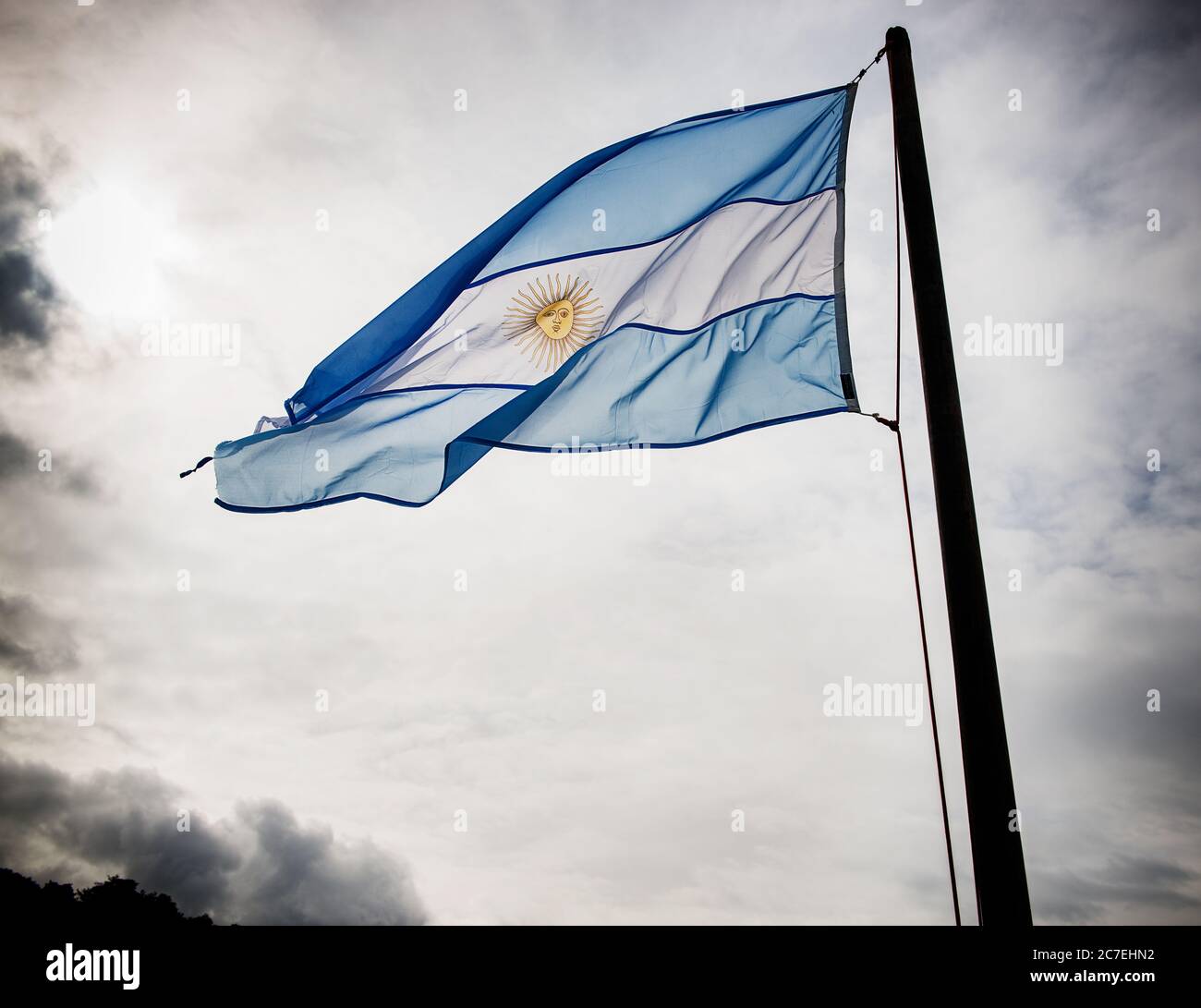 Argentinien Flagge winkt im Wind, Argentinien, Patagonien Stockfoto