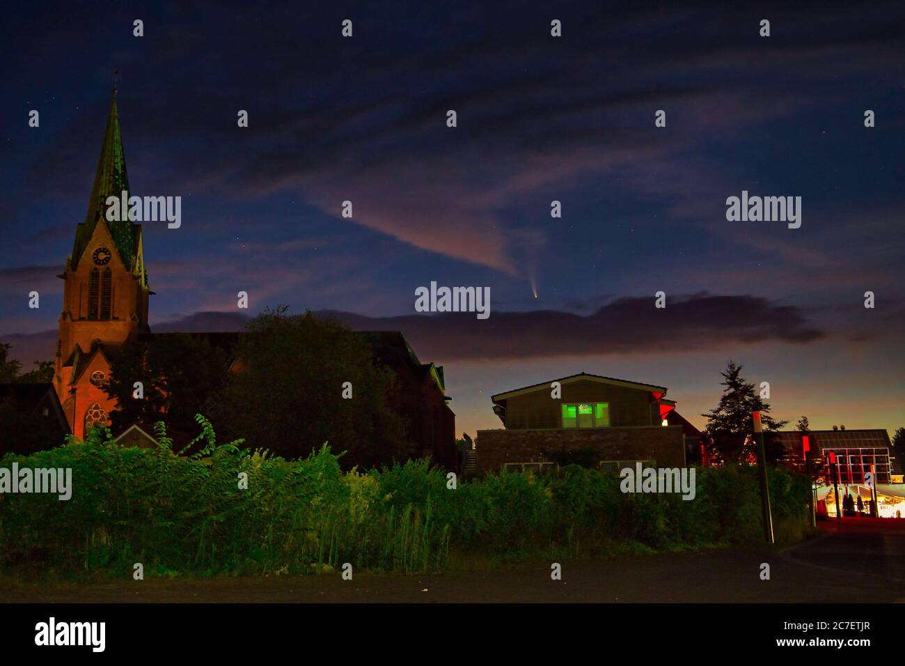 Neowise C/2020 F3 - Schloss Clemenswerth, Sögel im Emsland Stockfoto