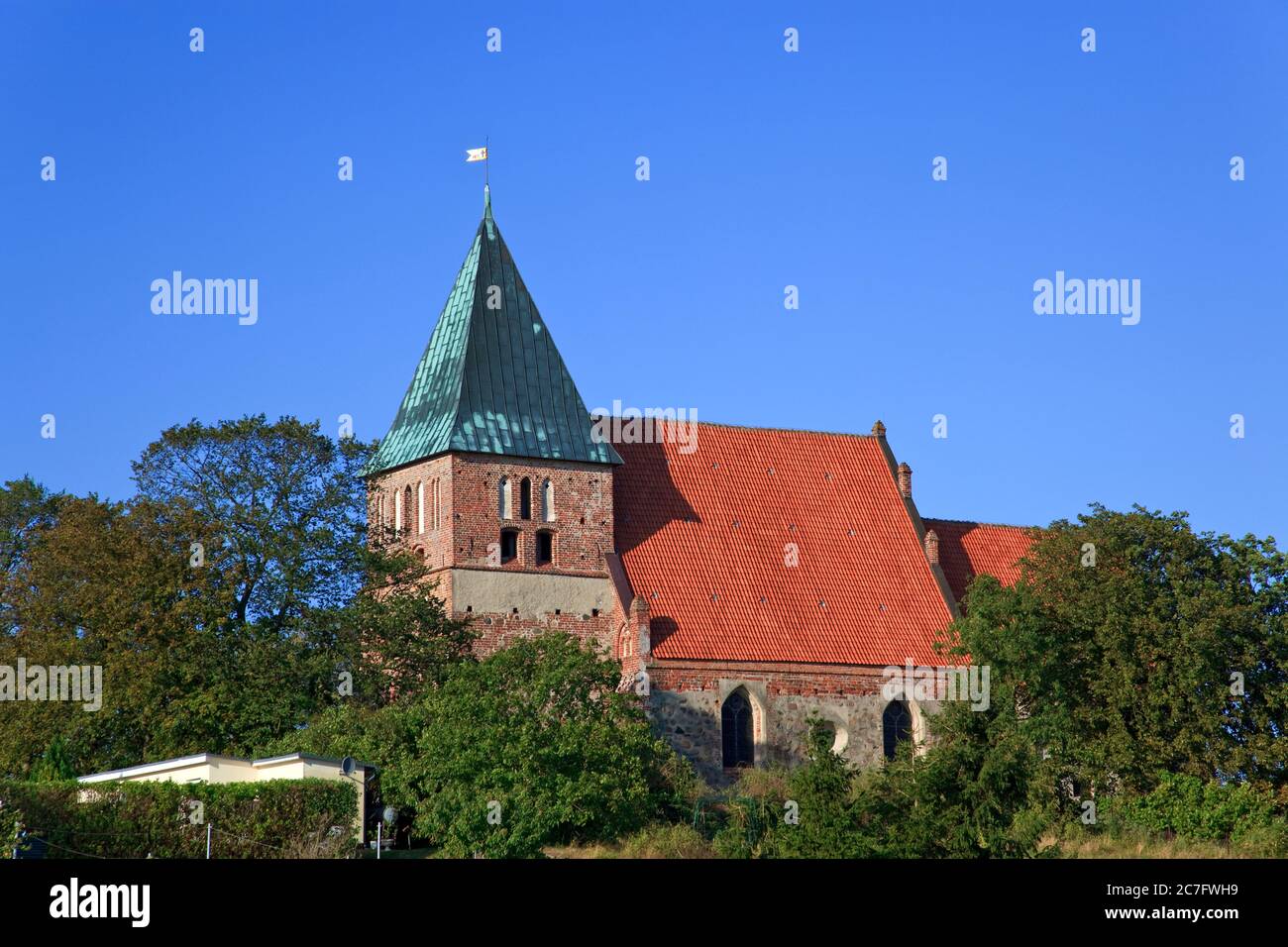 Deutschland, Mecklenburg-Vorpommern, Ostsee, Rügeninsel, Bobbin, Kirche. Stockfoto