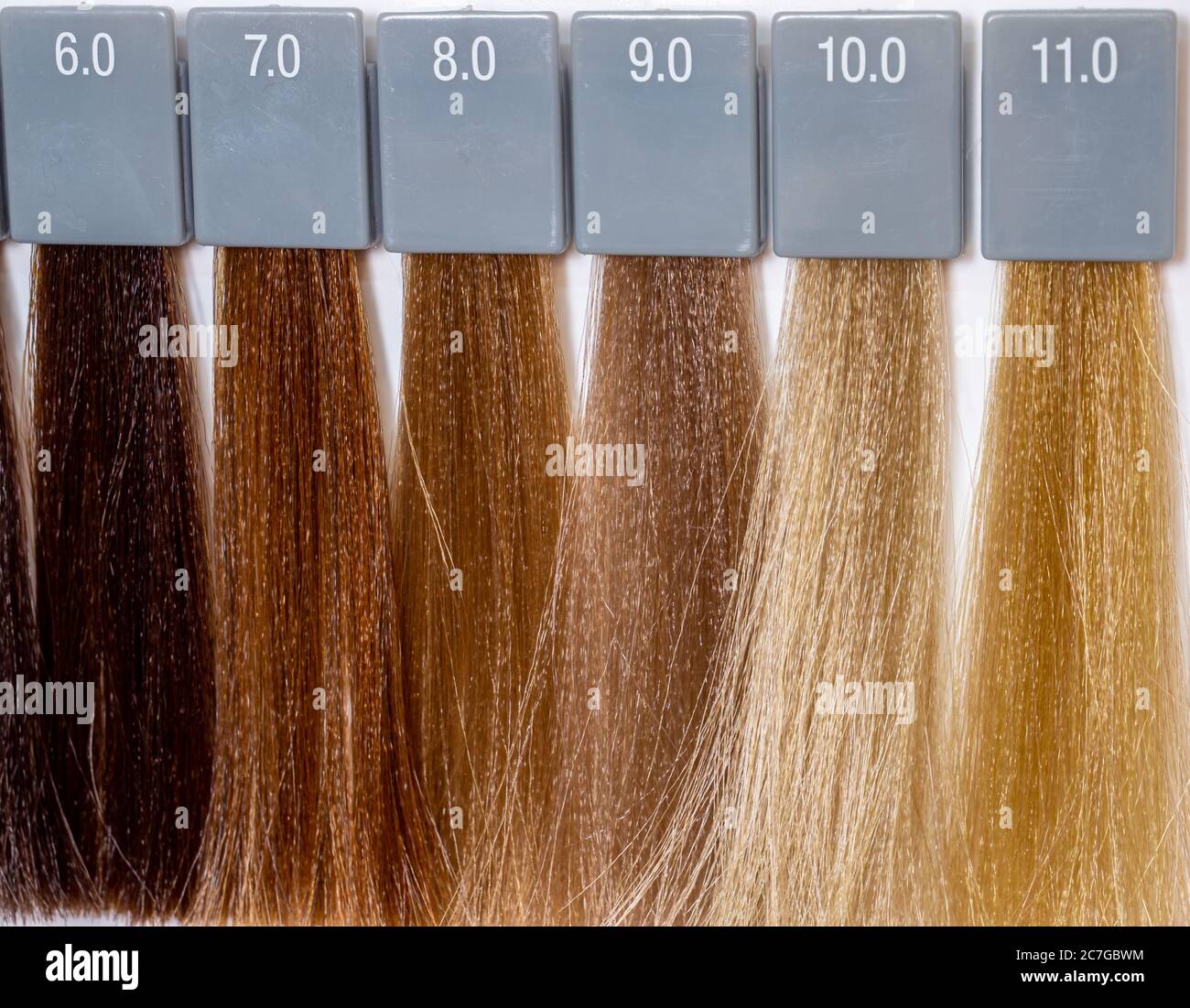 Haarmuster Highlights beim Friseur Stockfoto
