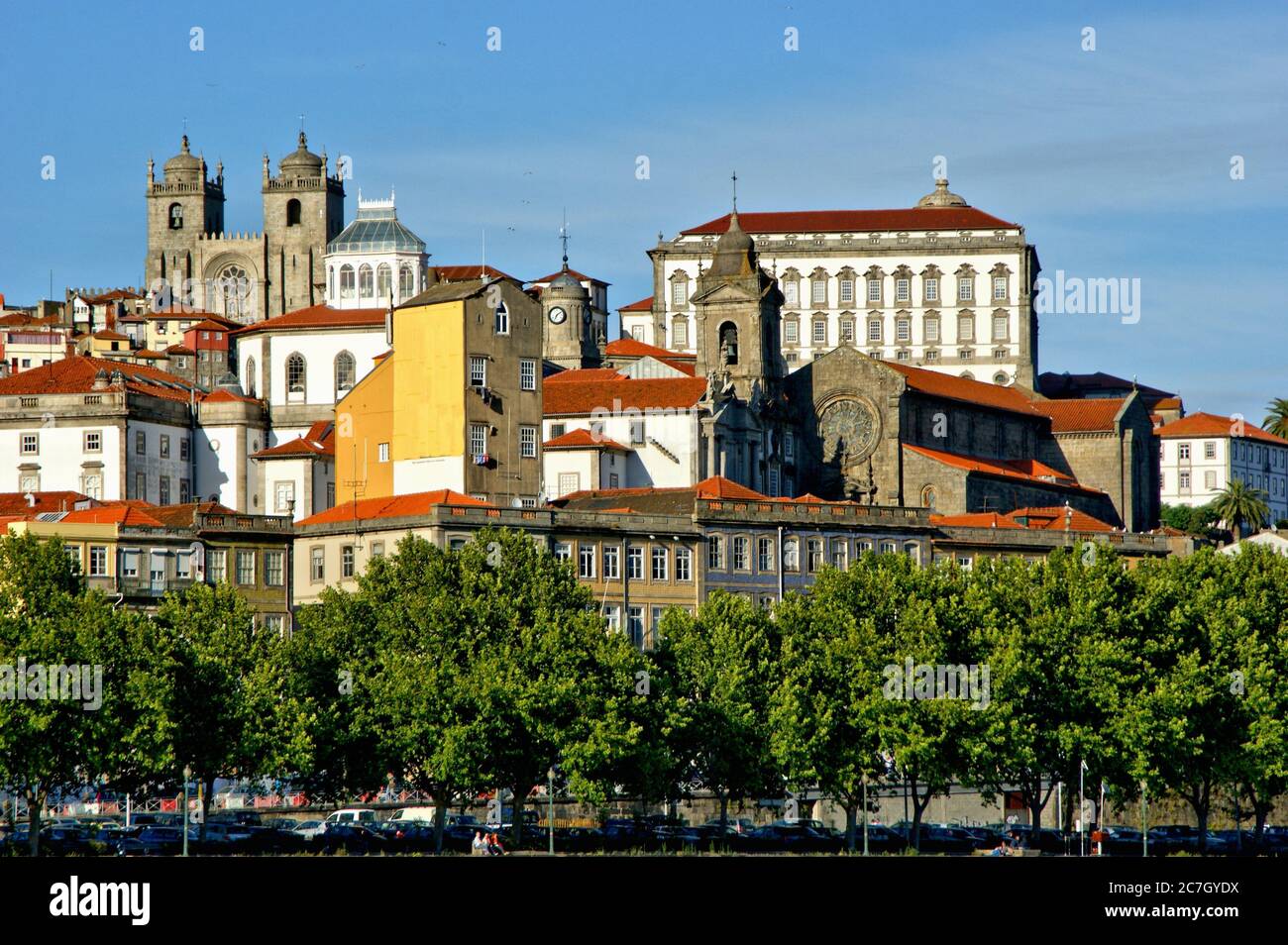 Douro Fluss vor der Stadt Porto, Portugal Stockfoto