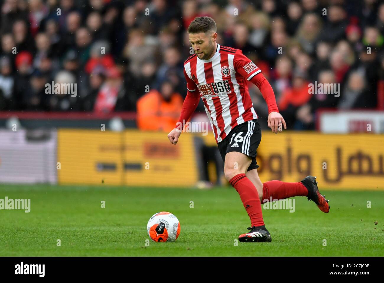 Februar 2020, Bramall Lane, Sheffield, England; Premier League, Sheffield United gegen Brighton und Hove Albion: Oliver Norwood (16) von Sheffield United in Aktion Stockfoto