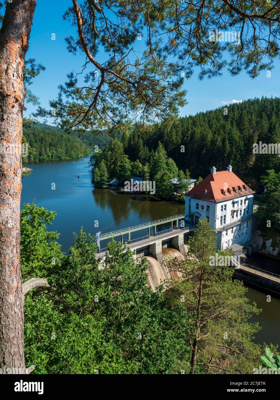 Stausee Höllensteinsee, Staudamm, Bayerischer Wald, Bayern, Deutschland Stockfoto